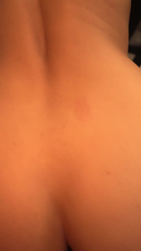 Traindo meu marido com a trabalhadora do hotel! POV - Carolina Agudelo