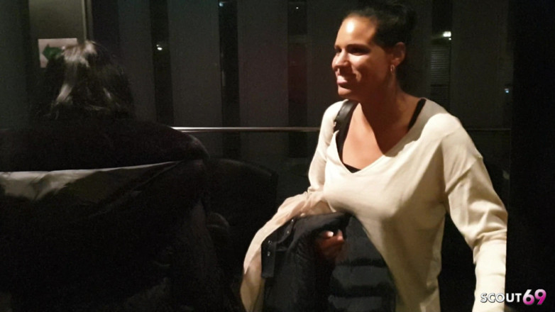 Scout69: Two German Best Friend Teens Give Risky Blowjob at Cinema...