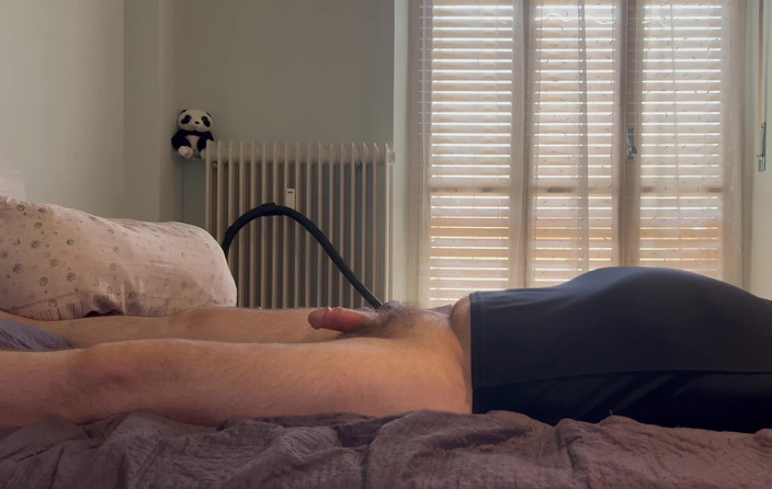 CoppiaCollant: The Italian Webcam Room Entirely Dedicated to Tights Can Be...