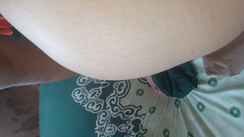 Eatrella j: Vysokoškolačka chytá v levné tkanině