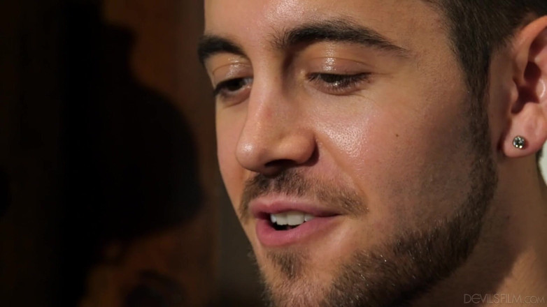 Devils TGirls: Trans Hottie Janelle Fennec Has Anal Fucking Threesome with Horny...