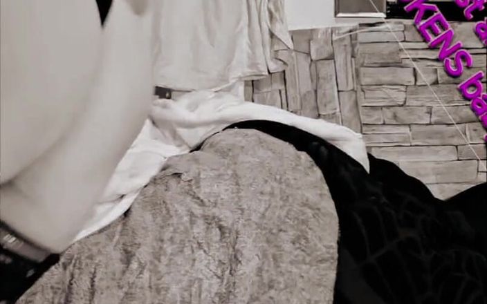 Dominatrix Redsonyja: Schuddende kontbaby