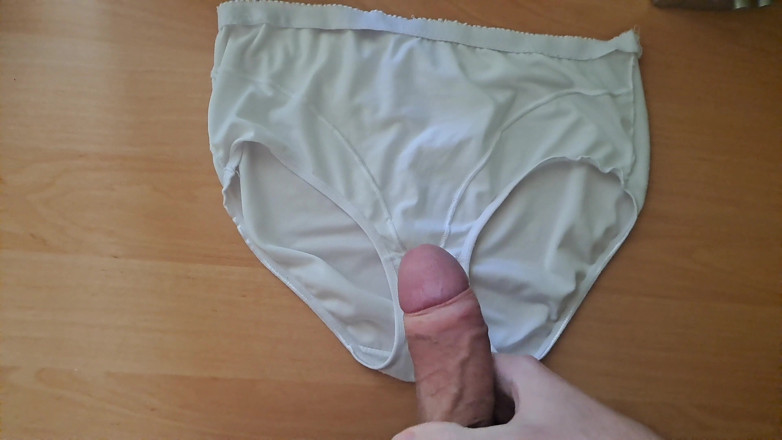 Younger_94: Fucked and Cummed on Stepmoms Panties