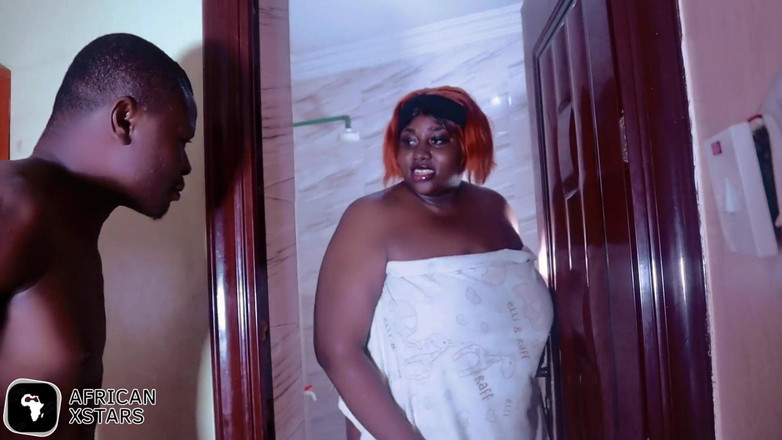 African Xstars: 상사 마누라를 따먹는 하우스 보이.