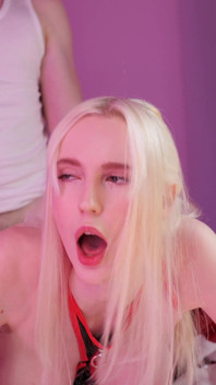 Sexy Succubus drsně ošukaná v její kundičce, creampie! Halloween