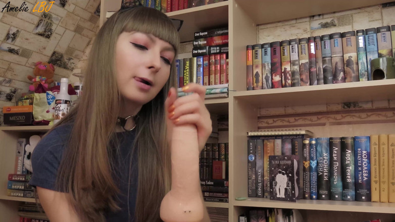 Amelie Dubon: Hot babe sensual sucking and handjob dildo after college - homemade