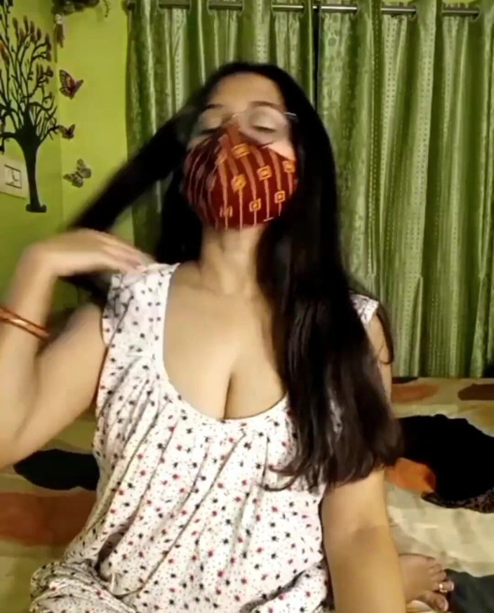 Kanchan devi: Actuación de Lisa India