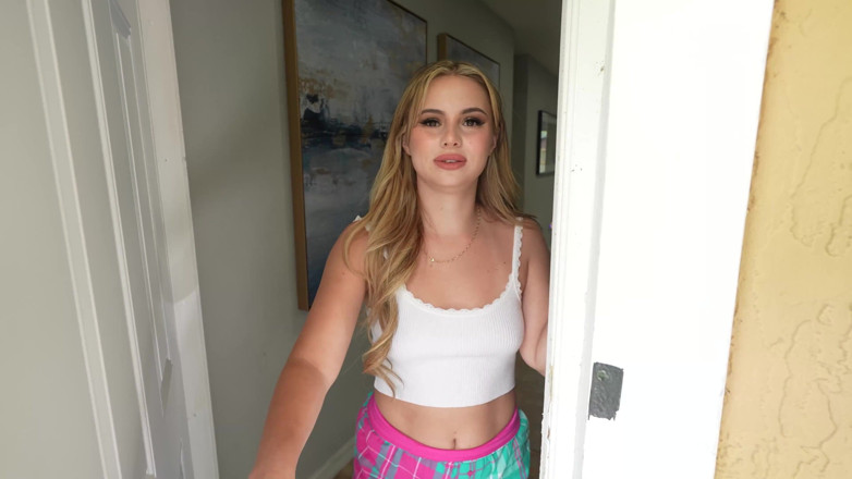 Teen StepSis: Ošukal jsem svoji přítelkyni Angel Summers a její spolubydlící Aria...