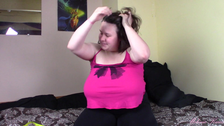 Melonie Kares: First tits measurement