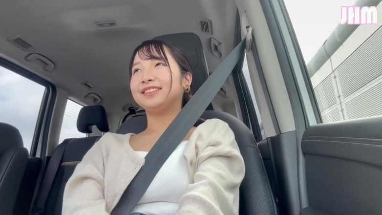 Japanese Hentai Matings: Její měkké křivky se lesknou pod otevřeným nebem když se...