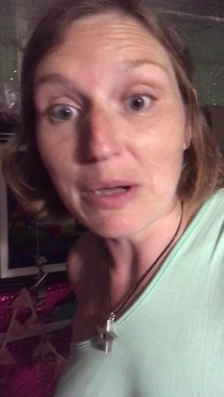 MistressWriggler: Une de mes vidéos échec/outtake où j'ai arrêté d'enregistrer puis a...