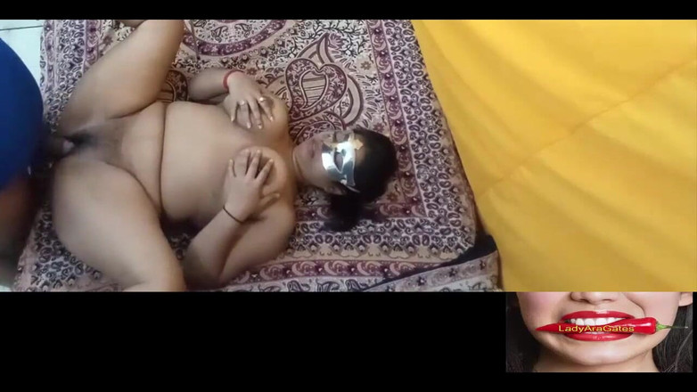 Hotty Jiya Sharmaa: Горячую потрясающую женщину из Индии жестко трахнули