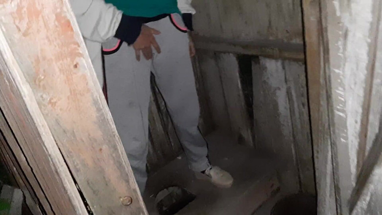 Lesbian-illusion: I Caught My Neighbor Masturbating in the Toilet on the...