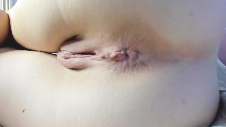 Skinny_lady69: Saya suka kentut di muka awak