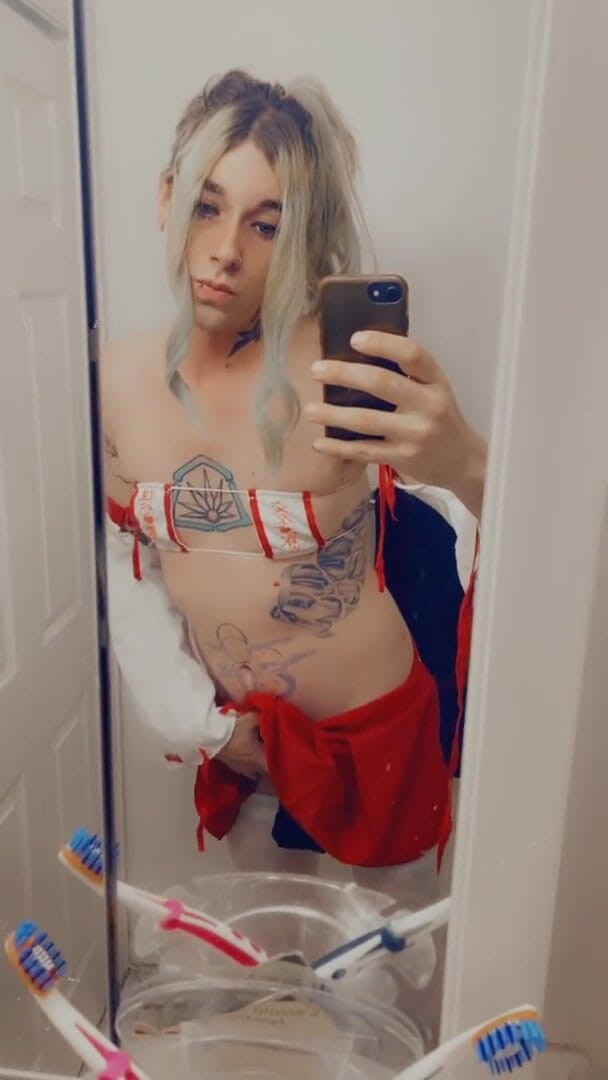 CarmenMelatonin: Sexig cosplaybrud älskar sex