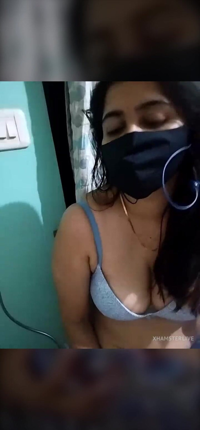Indiandesiriya: รุ่นแม่น่าเย็ด Desi สุดฮอตโชว์สด