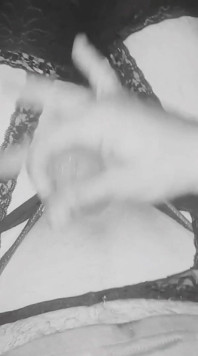 Leasexycd- Orgasam z zabawką analną