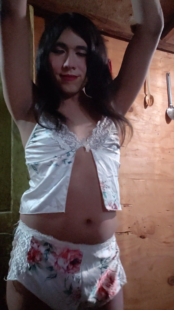 Laura1929: 어린 미녀
