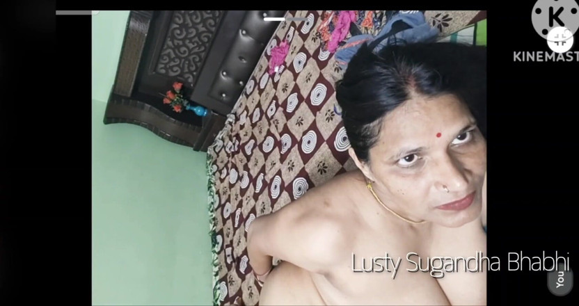 Lustykajolbhabhi: Keseronokan panggilan video dengan pelanggan