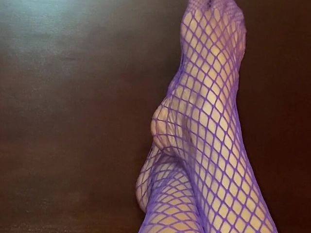 Really Sexy Legs with Tiny Feet with Long Toes in Purple Fishnet Stocking (Melove-Feet)