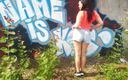 Friskcouple: Heißes mädchen hat sex mit der graffiti-wand