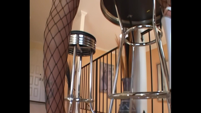 Still Slut: Kristal Penetratorul