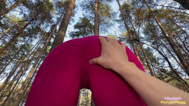 LikaBusy: Roztomilý cizinec souhlasil s twerkem na mém čůrákovi, aby napumpil její...