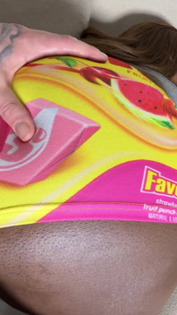 Jag blev knullad och spermafylld genom mina tajta Starburst-shorts