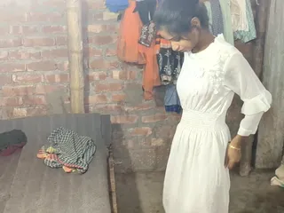 Indian Village Hot Girls Pronita Sex with His Husband in Home