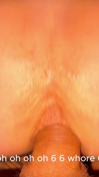 Buatan sendiri dubur di lantai bertapis - creampie dan kencing selepas itu