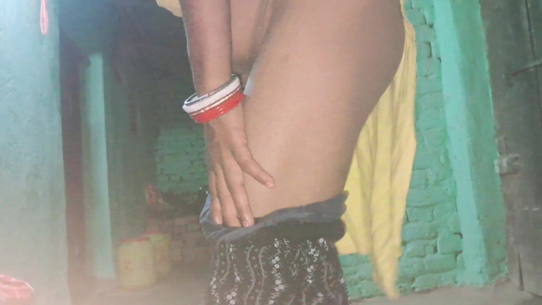 Trilokinath: Tetona madrastra follada por fontanero