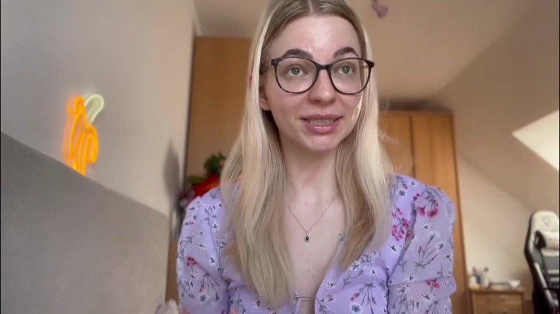Goddess_Bella_Rae: Serving Women Is an Alpha Move