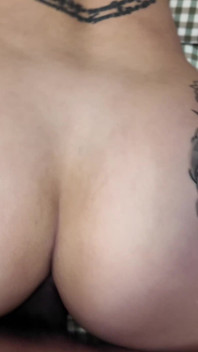 Latina Bianca Bailee blir rå dogged av BBC rumskompis Macana Man