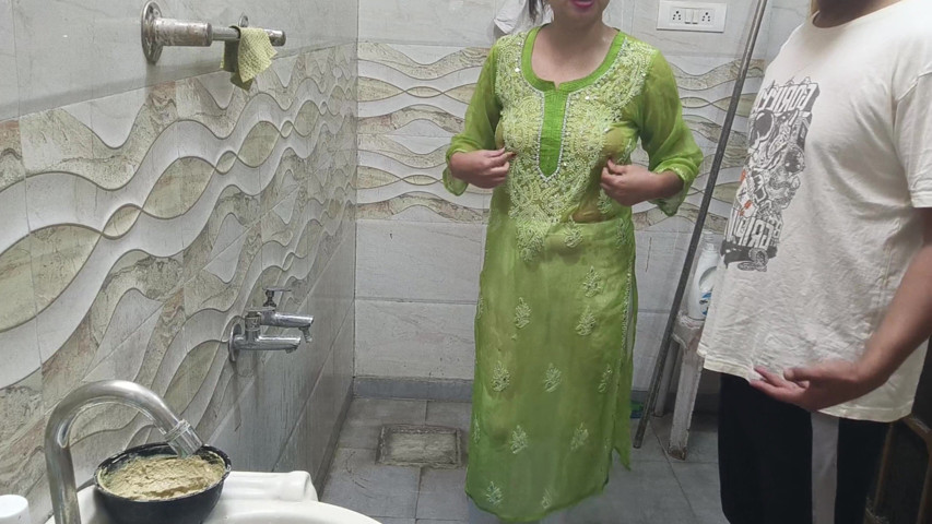 Indian Sutela Bhai Saw the Stepsister Doing the Scandal and Even After Refusing to Demand to Her Take off the Clothes and Suck
