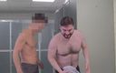 AntoGoesHunting: Je taille une pipe au gym de la Str8 « Daniel » dans...