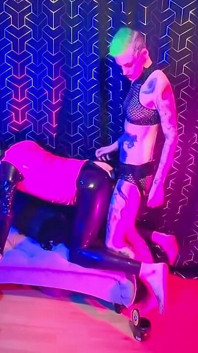 Pegging-zusammenstellung Mit Herrin Anura Laas Maz Morbid