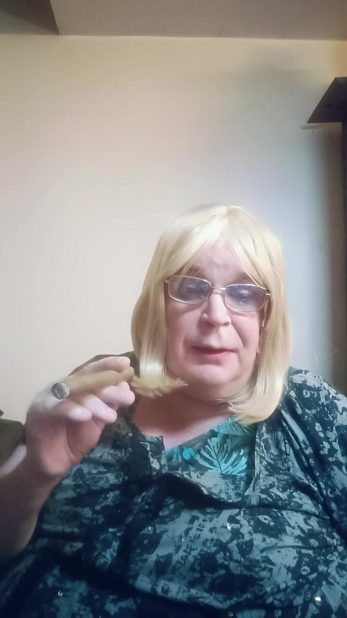 Stephanie-Nicole-TV: September 2026 Vlog - Chewing the Fat Whilst Smoking a Cigar