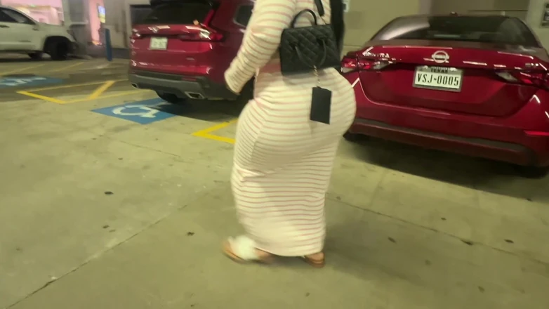 Exclusive Dirty Diana: Parking Lot Booty