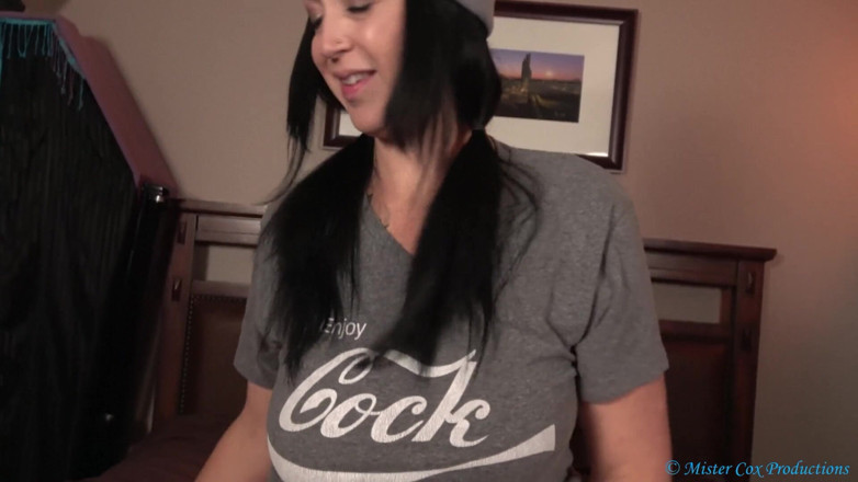 MrxMrsCox: Your loving stepsister does it better