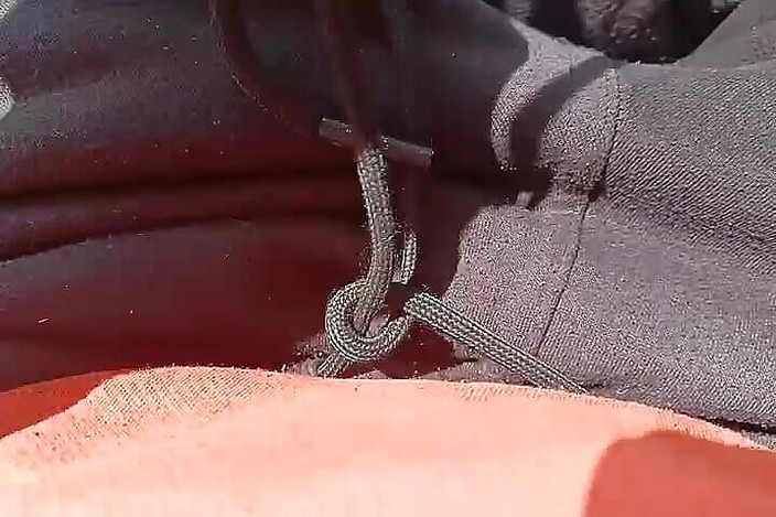 Gangbang straight: Ciocia seksu pokoju na piechotę mówi mi, że to moja przyjemność