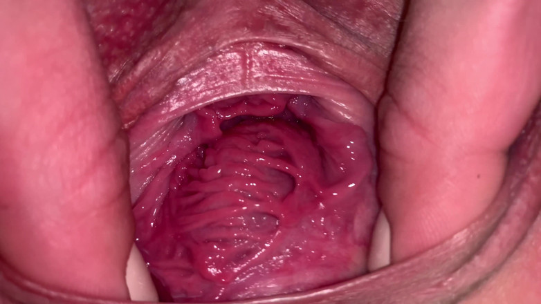 Claudia Macc: Pussy gaping