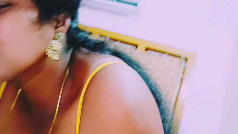 Telugu honey lips: Ehefrau und schwiegervater betrügen beim ficken. Telugu dirtytalk