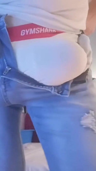 Jeansbulge Pumping Freak
