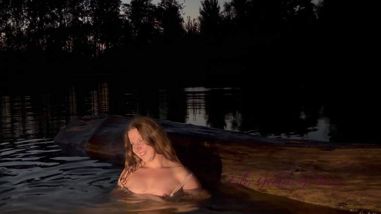 Lily, Goddess of Desire: Once Again, You Encounter a Water Temptress