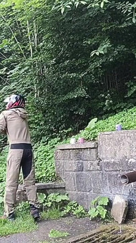 Cazzo di masturbazione sulla strada, quasi preso