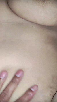 XXX Indyjski Hot Desi Bhabhi Zdjąłem mojego sari i pieprzyłem moją dupę