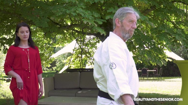 Granddadz: Outdoor Karate Practice - Granddadz