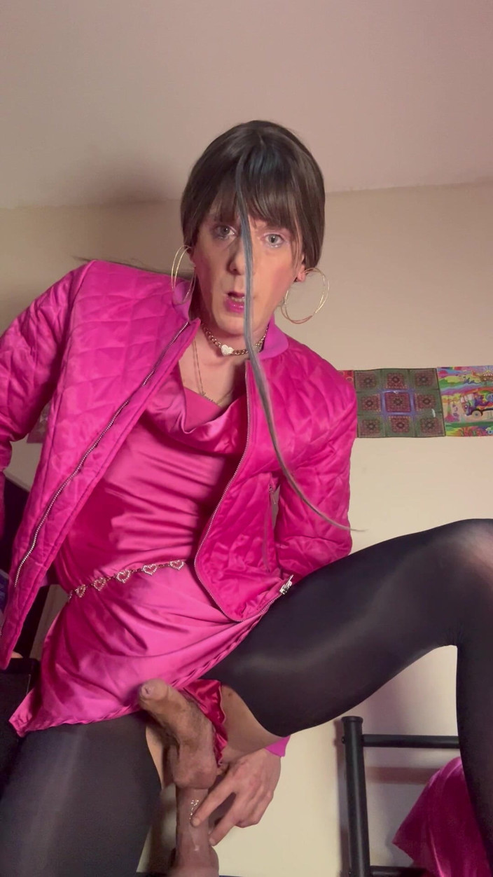 Jessica silk: Jess cavalca un dildo