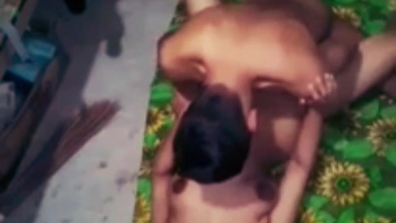 KingLeo: Haar hart slokte, maar de pijn was genoeg om haar...