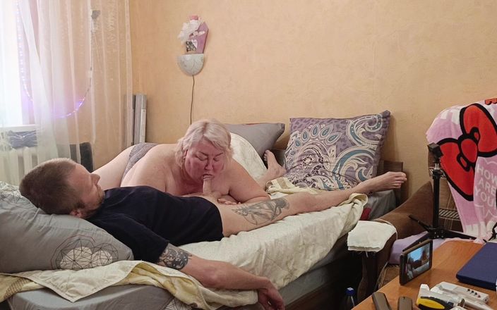 Zona901: I Love It When My Mother-in-law Gives a Blowjob and...